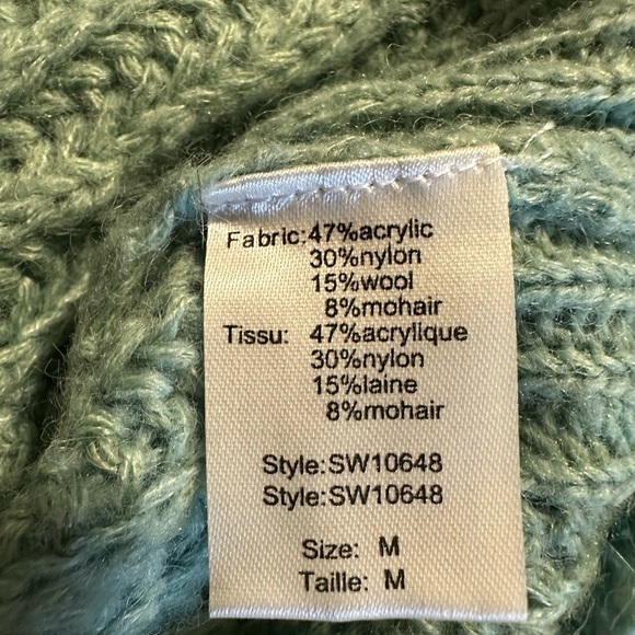 ELAN Cowl Neck Sweater *Light Green Chunky but light * Medium - Picture 9 of 9